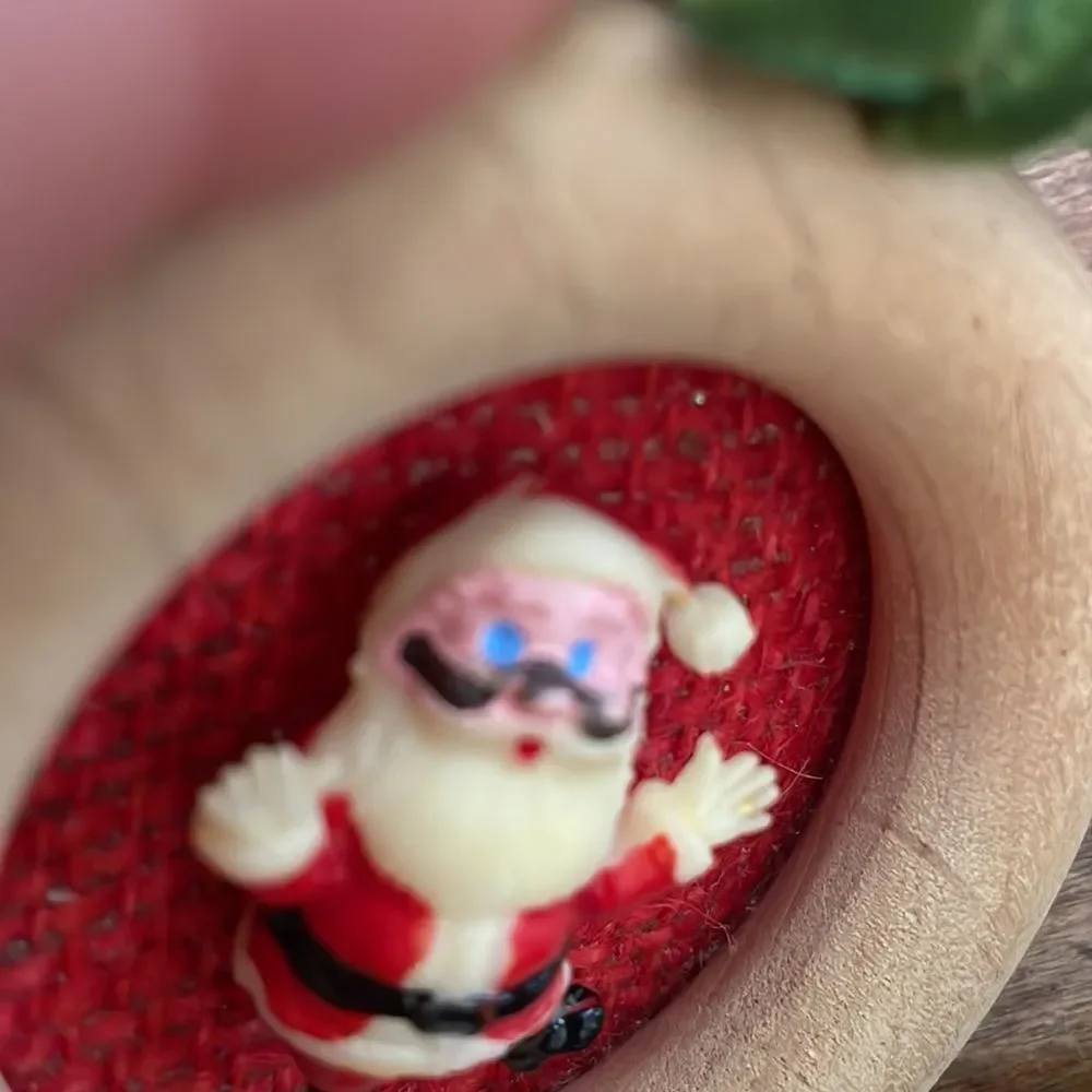Set of‎ 2 vintage homemade/handmade Santa Christmas ornaments in frames